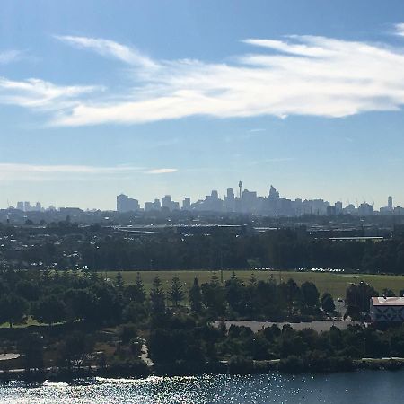 Panoramic Views In Luxurious Brand New Apartment シドニー エクステリア 写真
